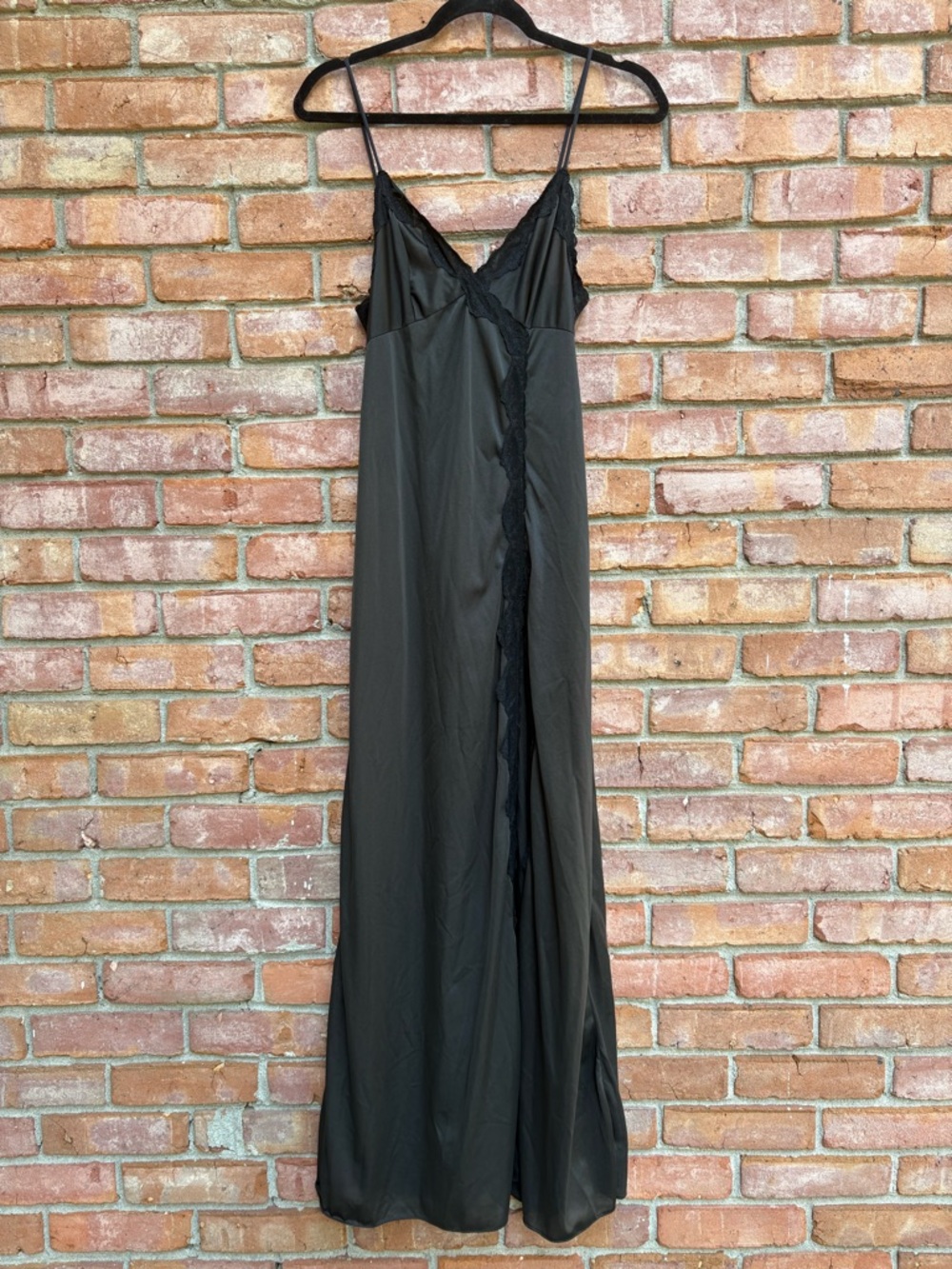 Black Vintage Lace-Trim Slip